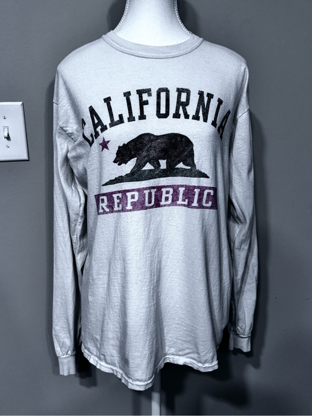 Gildan California Republic Long Sleeve Shirt - White, Black & Purple